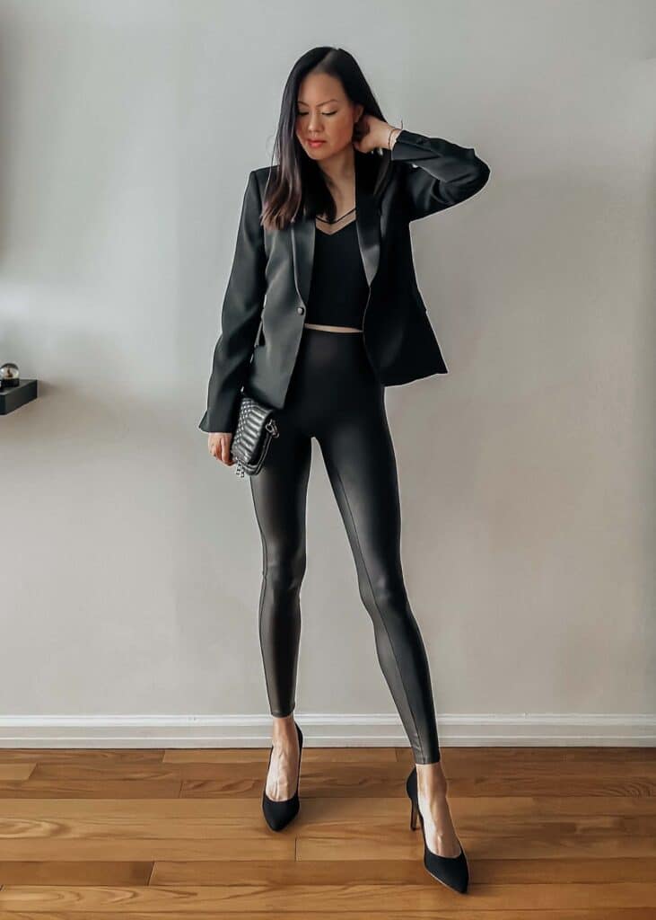 18 Faux Leather Leggings Tested Outfit Ideas 2022  Faux leather leggings  outfit, Outfits with leggings, Leather leggings outfit night