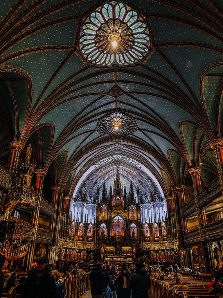 Notre-Dame Basilica | Places to visit in Montreal