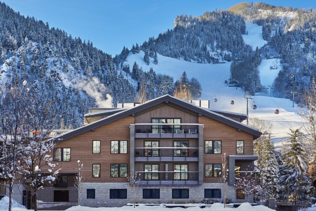 Dog Friendly Ski Resort, W Aspen, Aspen, Colorado